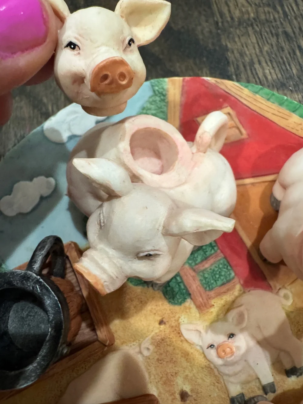 Vintage Youngs Inc Piggy Decorative 6” Plate & Miniature Pig Tea Party Set